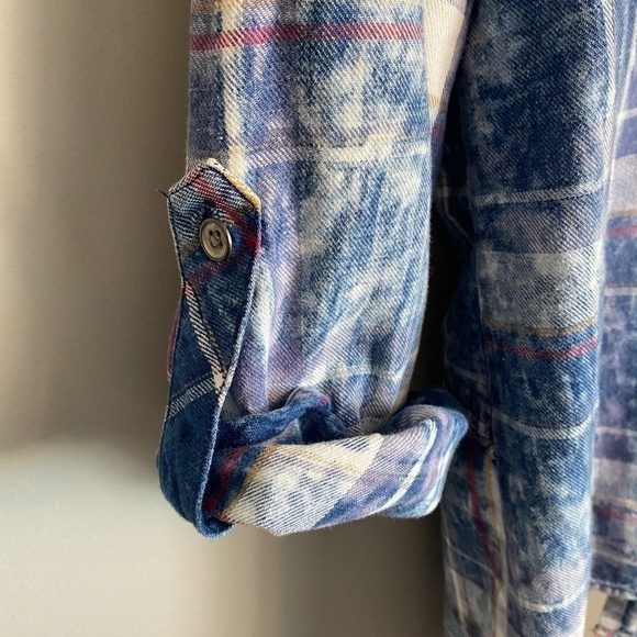 Tribal Jeans Women's Blue‎ Acid Wash Plaid Long Sleeve Button Up Shirt Size Med - Picture 5 of 15